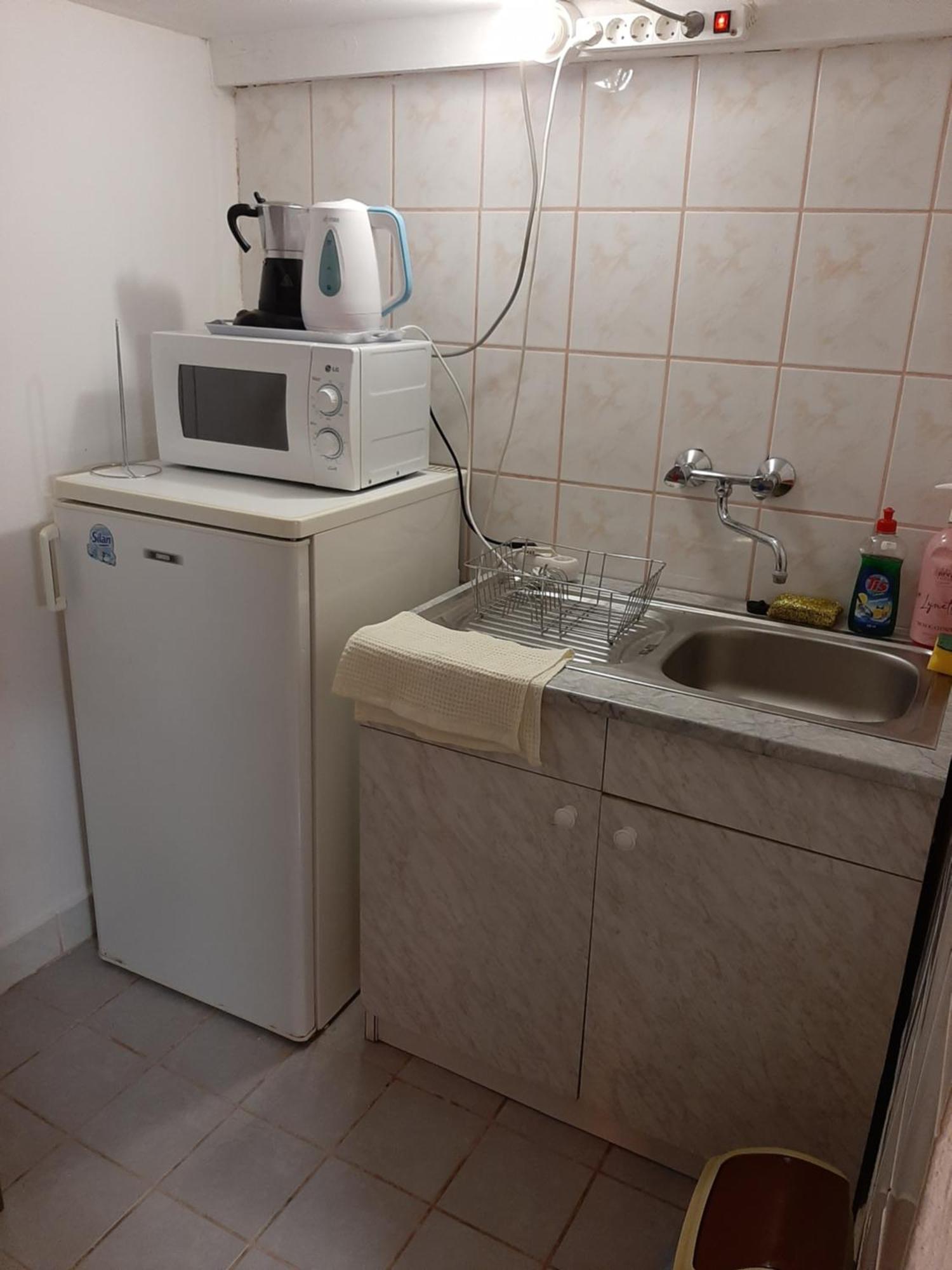 Váradi Apartman Hotel Abádszalók Bagian luar foto