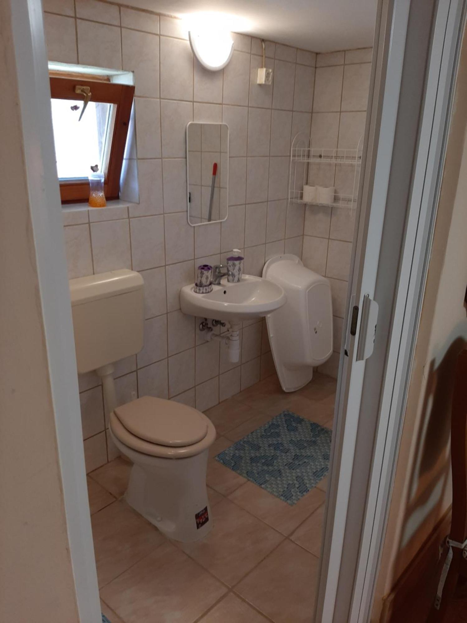 Váradi Apartman Hotel Abádszalók Bagian luar foto